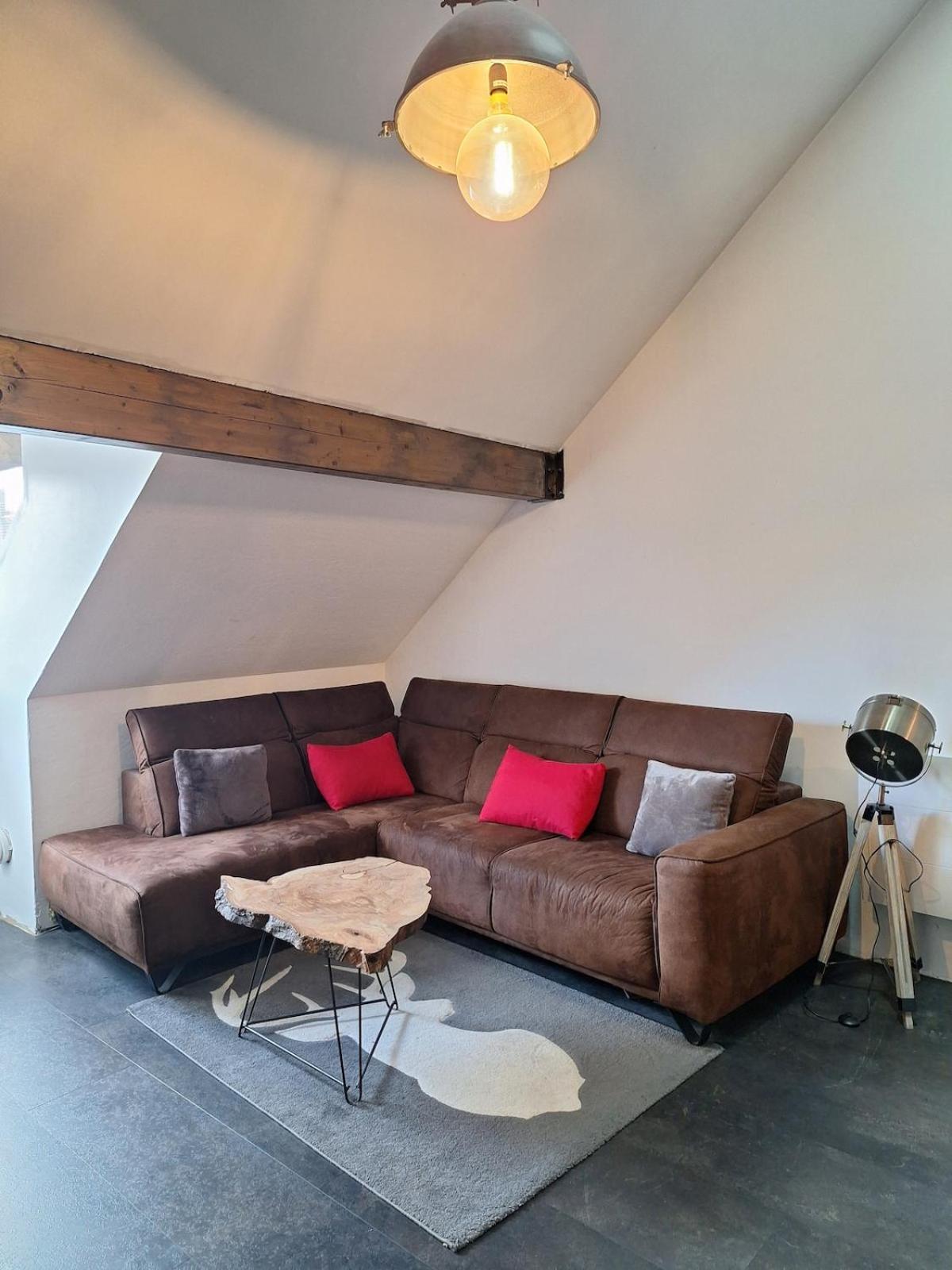 Chez Eric - L'Atypique Apartment Румии Екстериор снимка